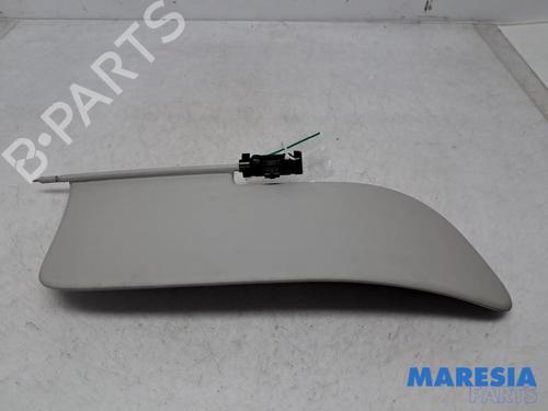 Right sun visor CITROËN C3 II (SC_) 1.2 VTi 82 | BP31517716I2