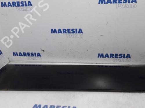 Dørliste RENAULT KOLEOS I (HY_) 2.5 (HY0C, HY0N) (171 hp) 31440204