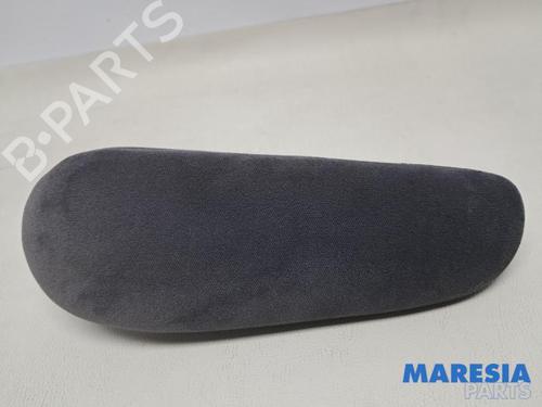 Used Armrest / Center console CITROËN XSARA PICASSO (N68) 1.6 16V (109 hp) 31523505