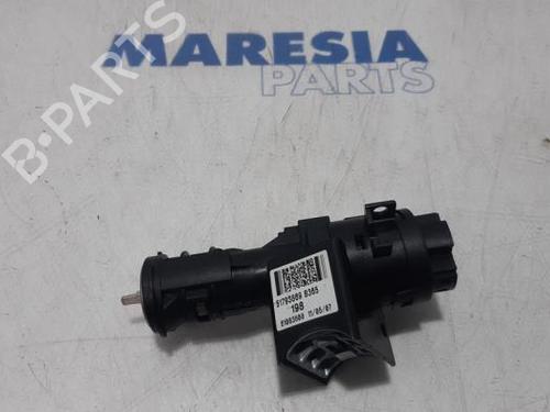 Used Ignition barrel FIAT BRAVO II (198_) 1.4 (198AXA1B) (90 hp) 31523839