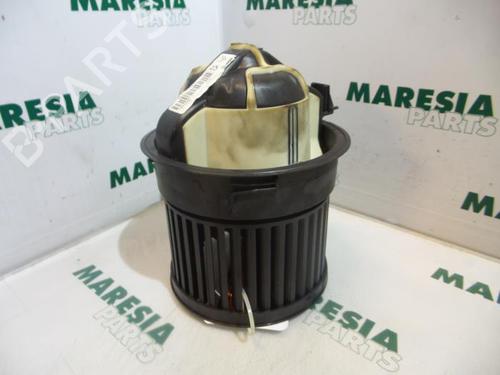 Used Heater blower motor PEUGEOT 308 SW I (4E_, 4H_) 1.6 16V (120 hp) 31420075