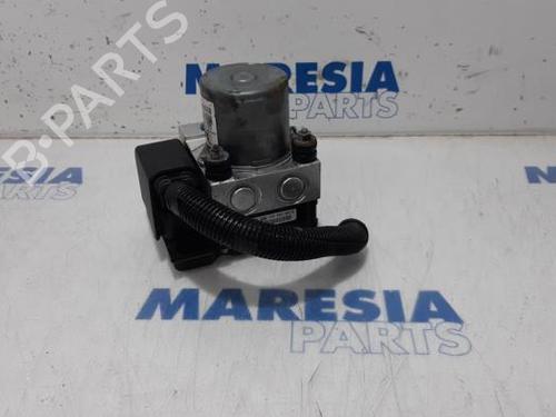 Used ABS pump PEUGEOT 3008 I MPV (0U_) 1.6 THP (150 hp) 31453655