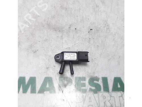 Used Electronic sensor RENAULT MEGANE III Grandtour (KZ0/1) 1.5 dCi (KZ09, KZ0D, KZ1G, KZ29, KZ14, KZ1W, KZ10, KZ1F,... (110 hp) 31405280