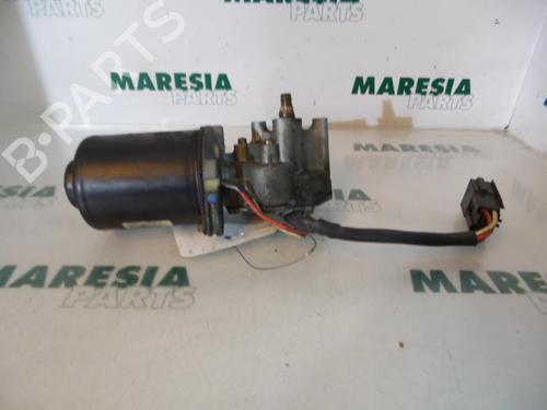 Used Front wiper motor RENAULT TWINGO I (C06_) 1.2 (C063, C064) (55 hp) 31402829