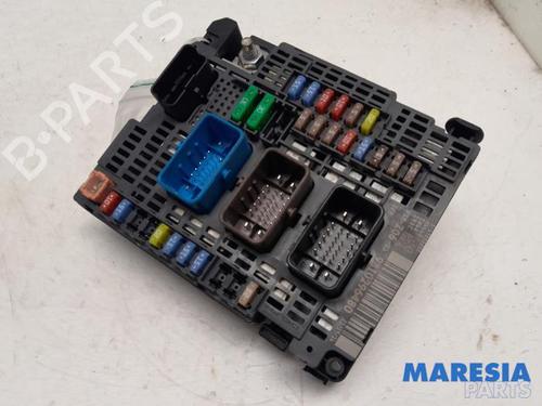 Used Fuse box DS DS 4 / DS 4 CROSSBACK (NX_) 1.6 BlueHDi 120 (120 hp) 31497446