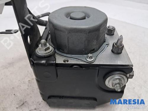 ABS pump RENAULT CAPTUR I (J5_, H5_) 0.9 TCe 90 | BP38090793M43 - Image 3