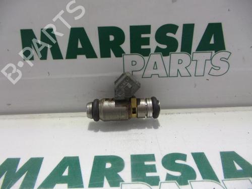 Used Injector RENAULT MEGANE Scenic (JA0/1_) 1.6 16V (JA0B, JA04, JA11, JA00) (107 hp) 31433755