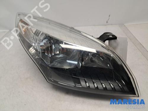 Used Right headlight RENAULT MEGANE III Grandtour (KZ0/1) 1.5 dCi (KZ09, KZ0D, KZ1G, KZ29, KZ14, KZ1W, KZ10, KZ1F,... (110 hp) 31507982