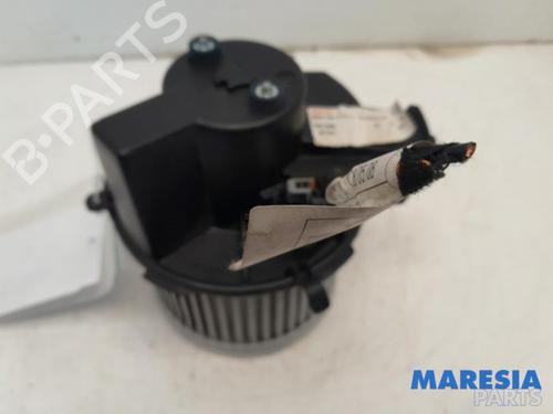 Used Heater blower motor FIAT 500 (312_) 1.4 (312AXC1B, 312CXC1B) (100 hp) 31437331