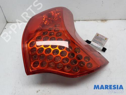 Used Right taillight PEUGEOT 3008 I MPV (0U_) 1.6 VTi (120 hp) 31524943