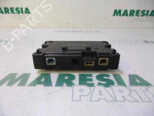 Used Control unit RENAULT MEGANE III Grandtour (KZ0/1) 1.4 TCe (KZ0F, KZ1V) (130 hp) 31427954