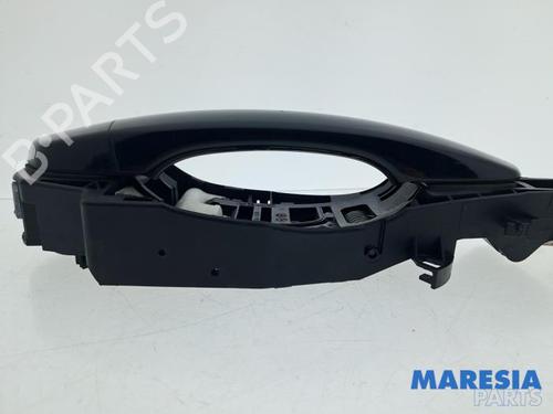 Used Rear right exterior door handle Rear right exterior door handle 37992450 37992450