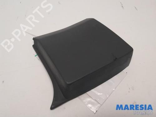 andre-renault-trafic-iii-van-fg_-2014-31433467 main image