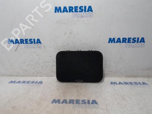 Bagagerumsgulv RENAULT MEGANE III Grandtour (KZ0/1) 1.4 TCe (KZ0F, KZ1V) (130 hp) 31450279