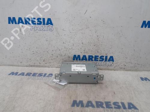 Used Radio PEUGEOT 308 SW II (LC_, LJ_, LR_, LX_, L4_) 1.6 BlueHDi 120 (120 hp) 31525820