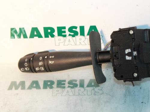 Used Steering column stalk RENAULT ESPACE III (JE0_) 2.2 12V TD (JE0E, JE0H, JE0P) (113 hp) 31421190