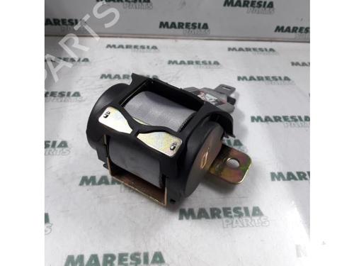 Used Rear center seatbelt RENAULT SCÉNIC I MPV (JA0/1_, FA0_) 1.6 (JA00) (110 hp) 31493799