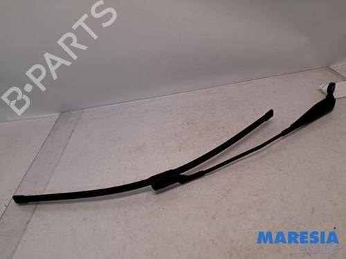front-windshield-wiper-arm-peugeot-208-i-ca_-cc_-2012-2013-2014-2015-2016-2017-2018-2019-2020-2021-31419167 main image