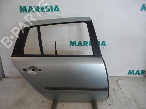right-rear-door-renault-laguna-ii-grandtour-kg01_-2001-2002-2003-2004-2005-2006-2007-31437811 main image
