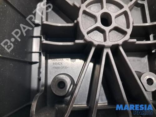 Armrest / Center console PEUGEOT 208 I (CA_, CC_) 1.6 VTi | BP31450579I20 