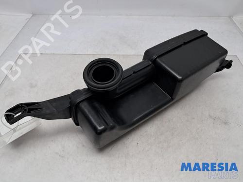 Used Pipe CITROËN C5 III Break (RW_) 2.0 i 16V (RWRFJC, RWRFJF) (140 hp) 31518286