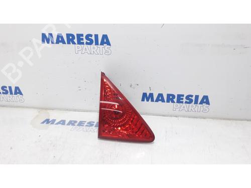 Used Left taillight PEUGEOT 3008 I MPV (0U_) 1.6 THP (156 hp) 31529965
