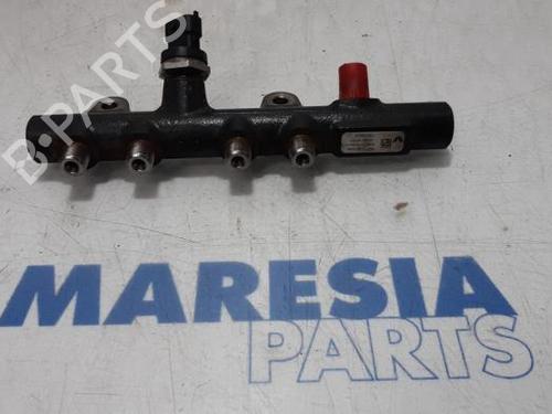 Used Injection rail DACIA LOGAN MCV II 1.5 dCi (75 hp) 31440284