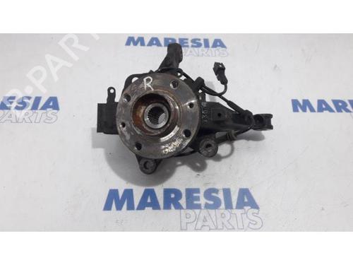 Used Right front steering knuckle RENAULT CLIO IV Grandtour (KH_) 0.9 TCe 90 (90 hp) 31416884