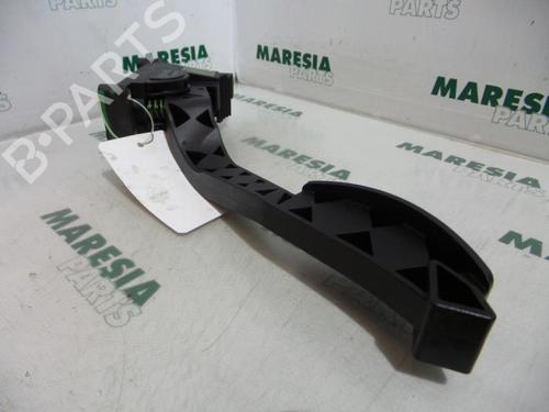 Used Electronic module ALFA ROMEO 147 (937_) 1.9 JTD (937.AXD1A, 937.BXD1A, 937.AXV1A, 937.BXB1A,... (115 hp) 31534211