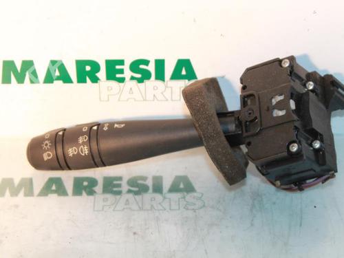 Used Steering column stalk RENAULT LAGUNA I (B56_, 556_) 2.0 (B56C/H/N) (113 hp) 31442939