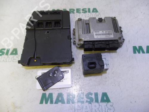 Used Engine control unit (ECU) RENAULT SCÉNIC II (JM0/1_) 1.9 dCi (JM0G, JM12, JM1G, JM2C) (120 hp) 31519718