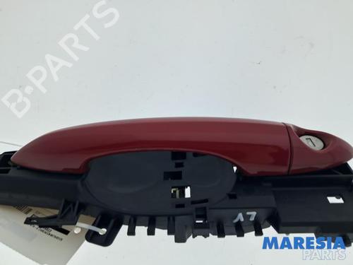 Used Front left exterior door handle Front left exterior door handle 37034467 37034467
