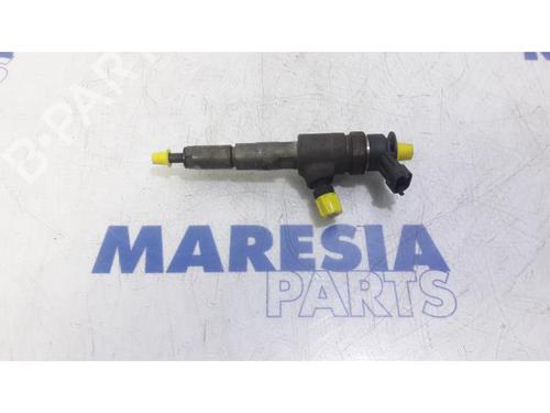 Used Injector PEUGEOT BIPPER (AA_) 1.4 HDi (68 hp) 31531036