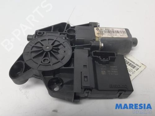 Used Front right window mechanism RENAULT SCÉNIC III (JZ0/1_) 2.0 16V (JZ0G, JZ0P, JZ1E, JZ1P) (140 hp) 31462357