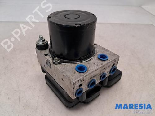 Used ABS pump FIAT 500 (312_) 0.9 (312AXN1A) (80 hp) 31462643