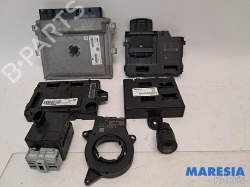 Used Engine control unit (ECU) RENAULT CLIO IV (BH_) 0.9 TCe 90 (BHNF, BHMA, BHMH, BHJK, BHJR) (90 hp) 31431559