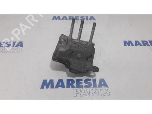 Used Gearbox mount FIAT 500 (312_) 1.2 (312AXA1A) (69 hp) 31404955