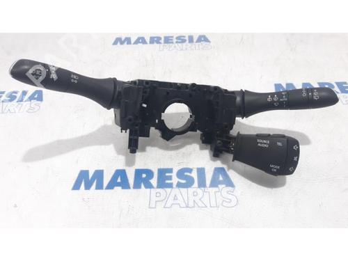 Used Switch RENAULT MEGANE IV Grandtour (K9A/M/N_) 1.5 dCi 110 (110 hp) 31460168