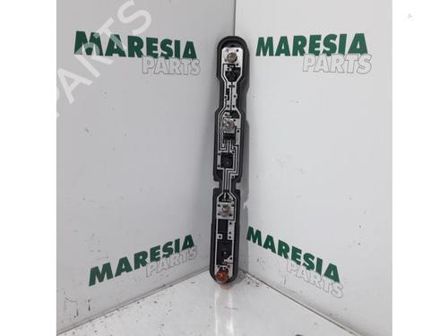 Used Left taillight RENAULT MASTER III Van (FV) 2.3 dCi 125 FWD (FV0C, FV0D, FV0G, FV0H, FV0J, FV0K,... (125 hp) 31440823