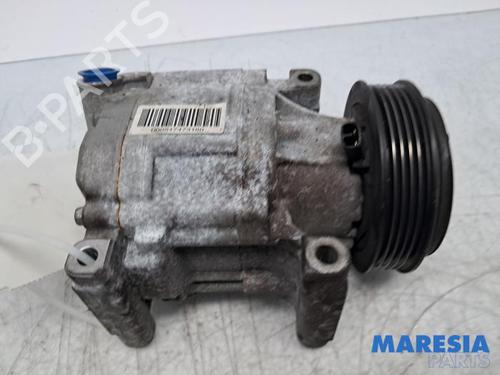 Used AC compressor AC compressor FIAT 500 (312_) 0.9 (312AXN1A) (80 hp) 33471203 33471203