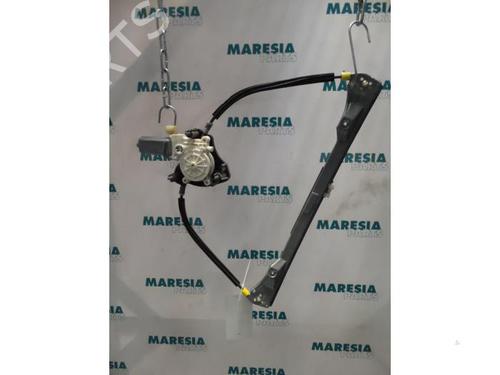 front-left-window-mechanism-renault-clio-ii-bb_-cb_-1998-1999-2000-2001-2002-2003-2004-2005-2006-2007-2008-2009-2010-2011-2012-2013-2014-2015-2016-31513679 main image