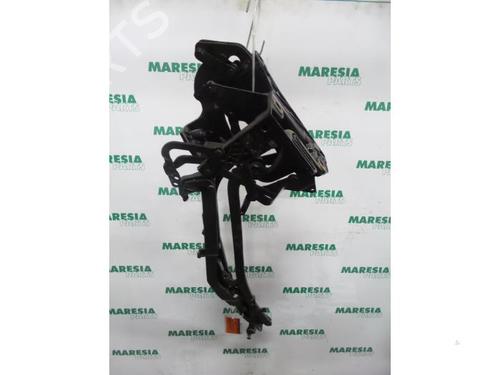 Used Hinge/Door check strap PEUGEOT 307 CC (3B) 2.0 16V (140 hp) 31435399