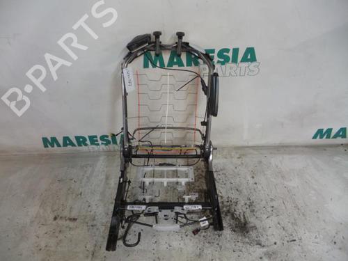 Used Cup/Object holder RENAULT TWINGO II (CN0_) 1.6 RS (CN0N, CN0R, CN0S) (133 hp) 31523492