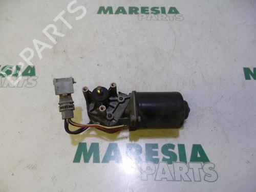 front-wiper-motor-renault-kangoo-kc01_-1997-31520115 main image