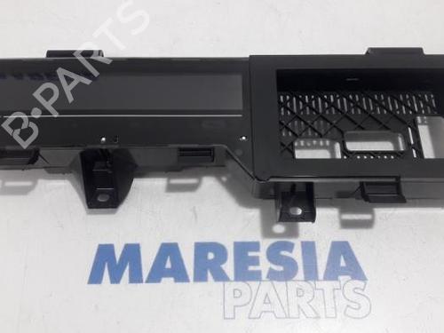 Used Instrument cluster RENAULT SCÉNIC III (JZ0/1_) 1.2 TCe (116 hp) 31527499