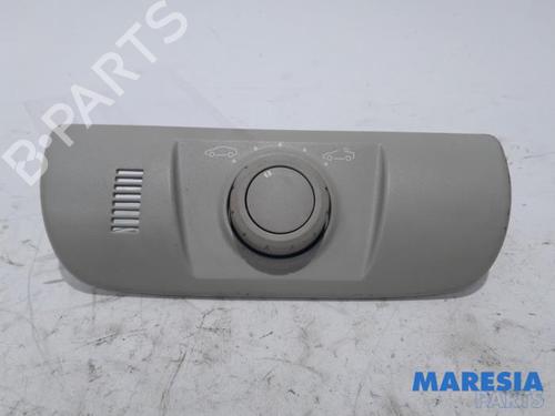 Used Switch RENAULT MEGANE III Grandtour (KZ0/1) 1.4 TCe (KZ0F, KZ1V) (130 hp) 31407056