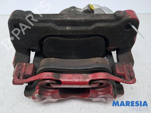 Used Right front brake caliper ALFA ROMEO 159 (939_) 2.2 JTS (939AXB1B, 939AXB11) (185 hp) 31504111