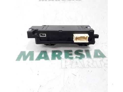 Used Electronic module CITROËN C5 III (RD_) 2.0 HDi (RDRHD8, RDRHDJ, RDRHR8, RDRHRJ) (136 hp) 31389298