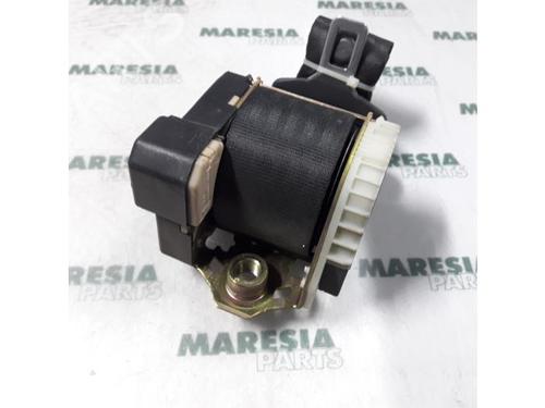 Used Rear right seatbelt FIAT STILO (192_) 1.2 16V (192_XA1B) (80 hp) 31483782