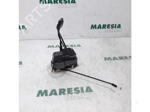 electronic-module-renault-megane-ii-estate-km01_-2003-2004-2005-2006-2007-2008-2009-2010-2011-2012-31452095 main image